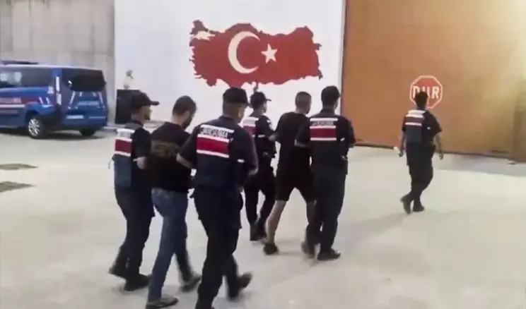 Anamur’da Orman Yangını Çıkaran İki Şüpheli Tutuklandı